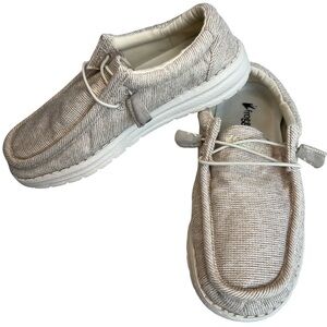 Frogg Toggs Beige Java Womens SZ 6 Slip On Comfort Breathable Shoes Lightweight